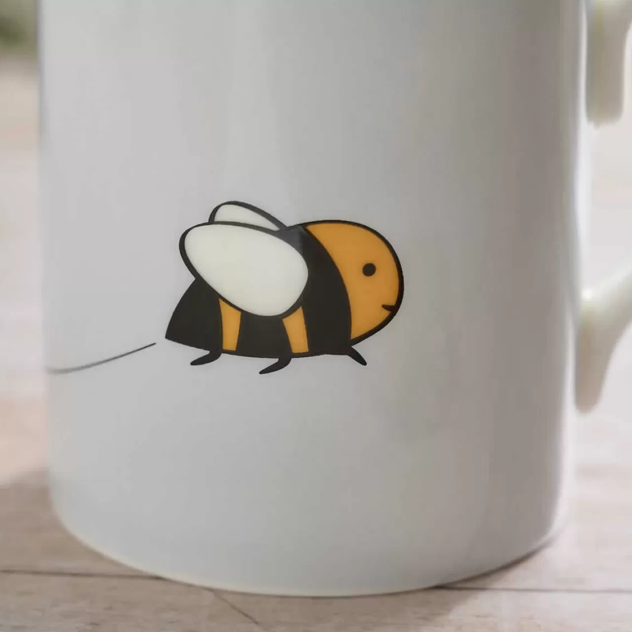 Sale Jin Designs Bee Mug By