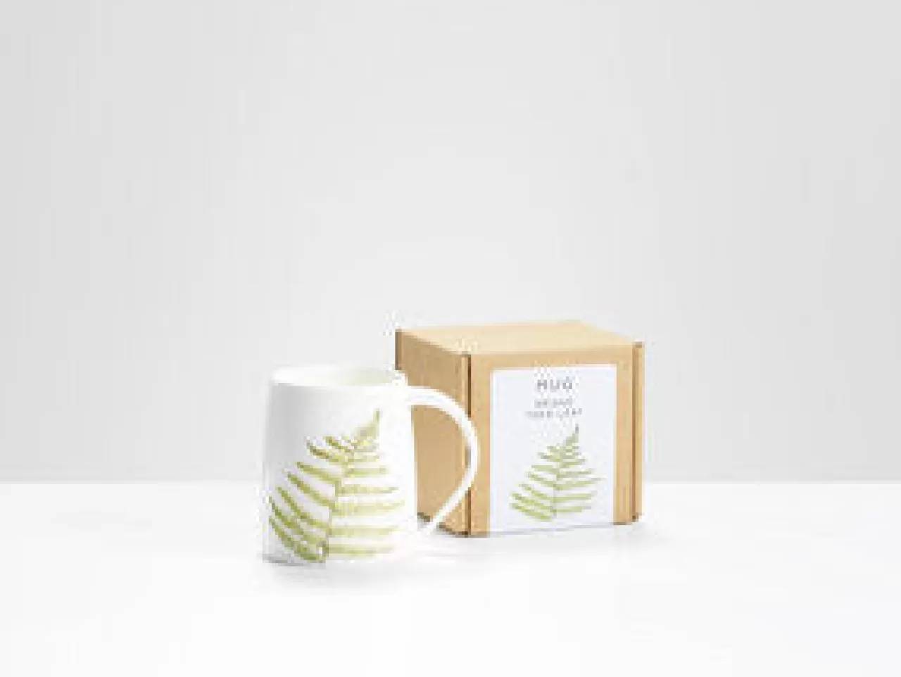 Store Helen Beard Broad Fern Mug