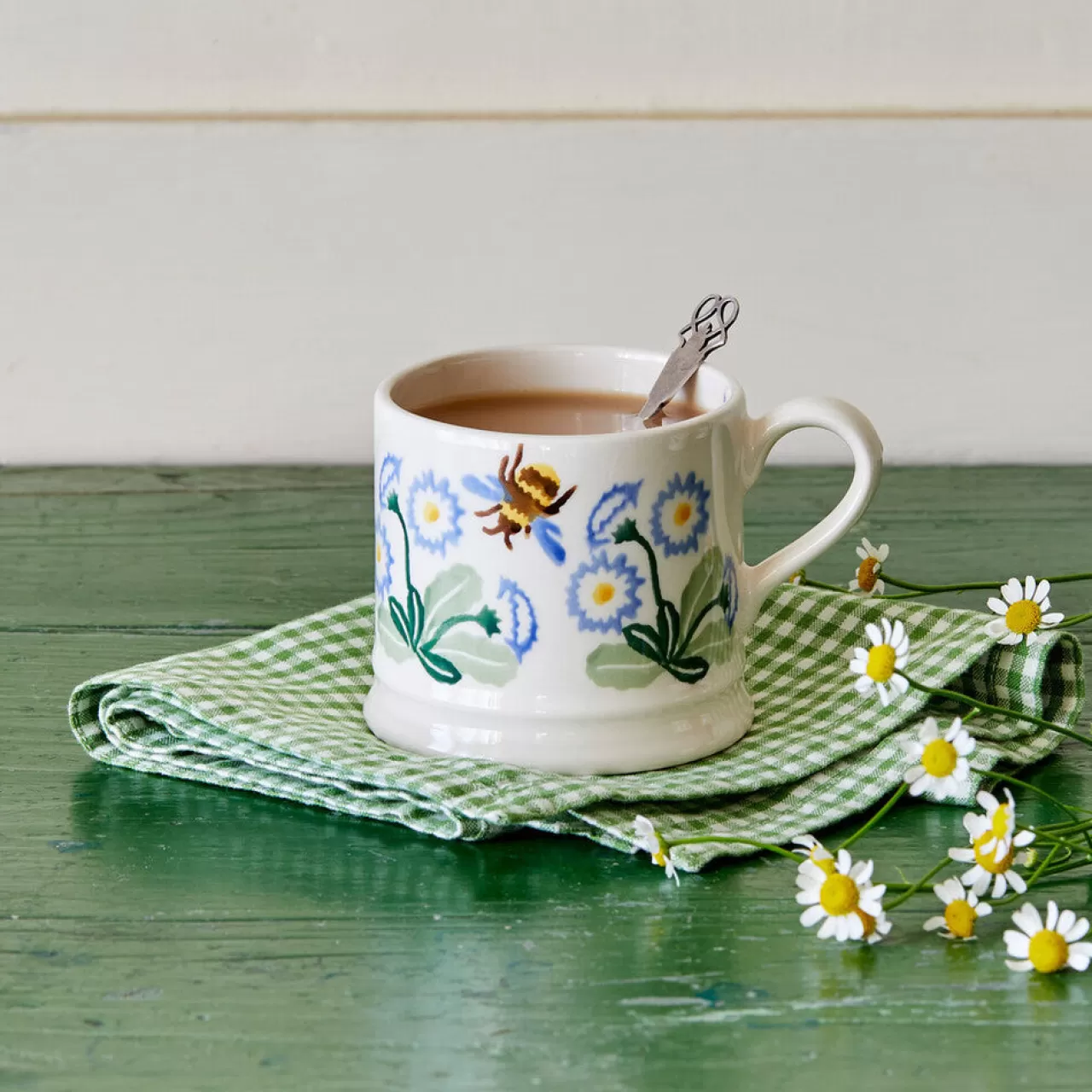 Best Emma Bridgewater Daisy & Bee Small Mug