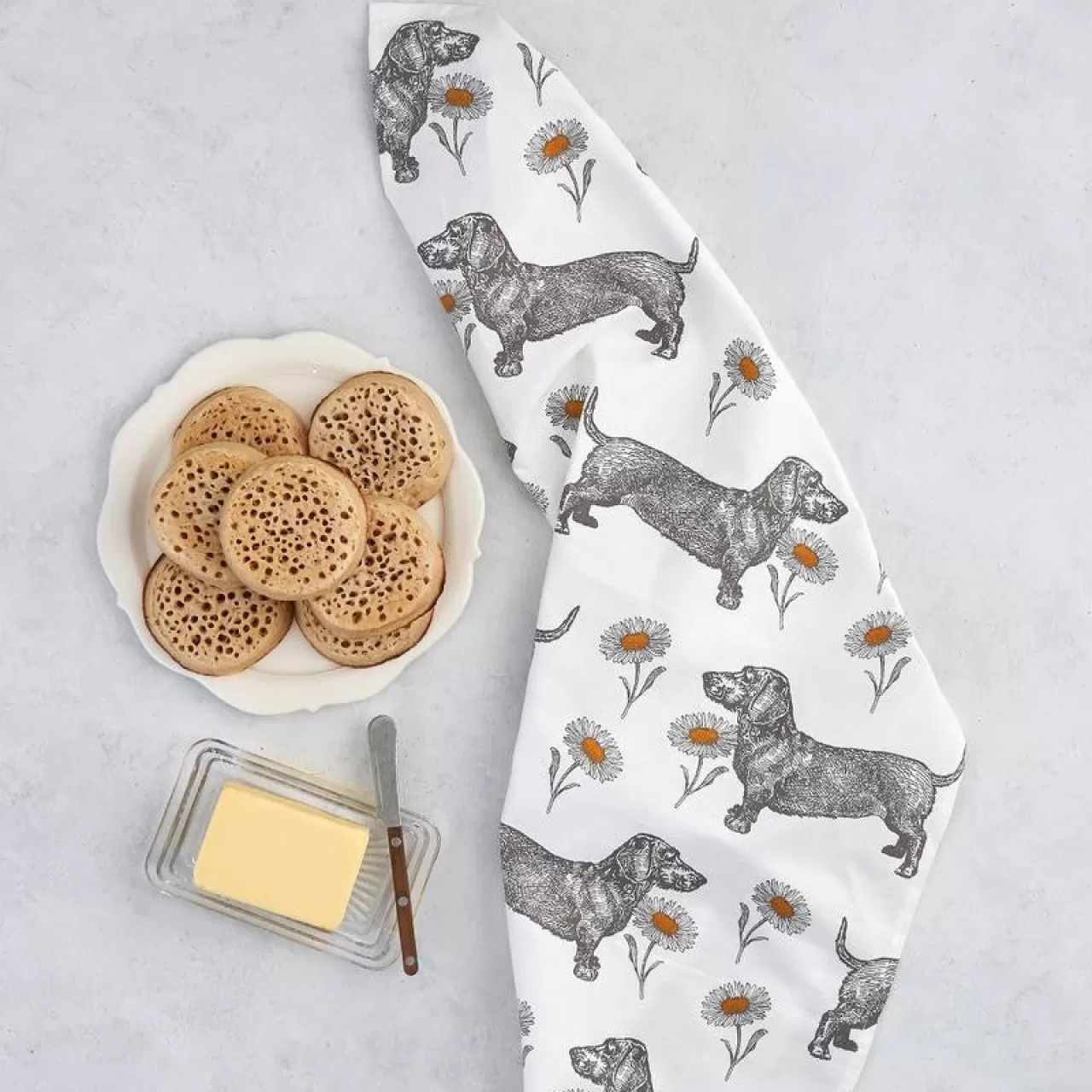 Sale Thornback & Peel Dog & Daisy Tea Towel