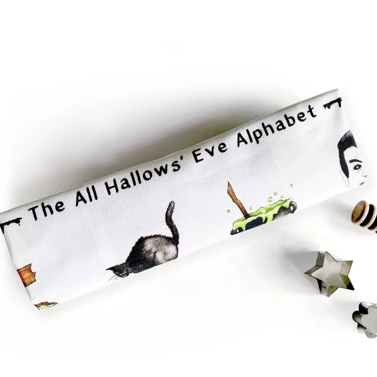 Outlet Yeti Halloween Alphabet Tea Towel