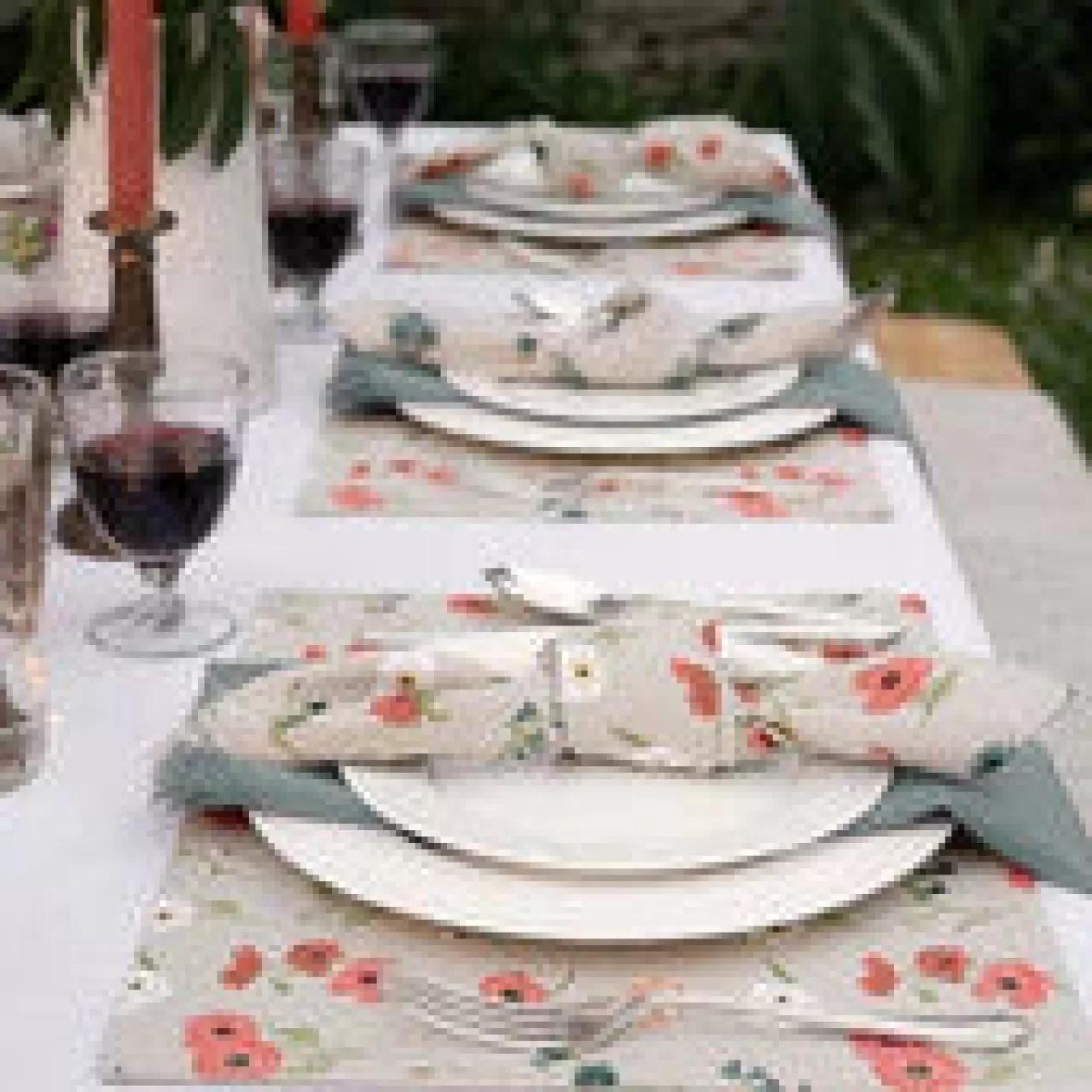 New Sophie Allport Poppy Meadow Table Runner