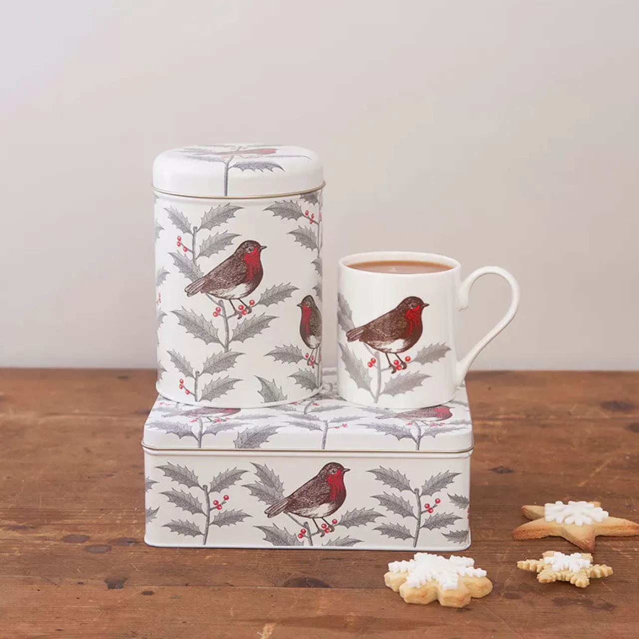 New Thornback & Peel Robin & Holly Bone China Mug